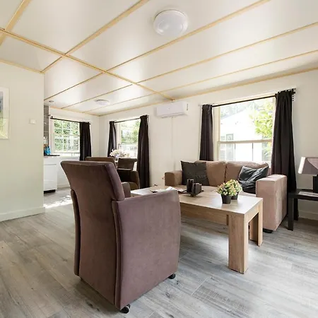 Chalet 16, Geniet De Rust, & Gratis Parkeren! Oisterwijk