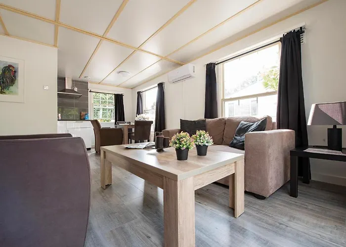 16, Geniet De Rust, & Gratis Parkeren! 木屋 奥斯特韦克