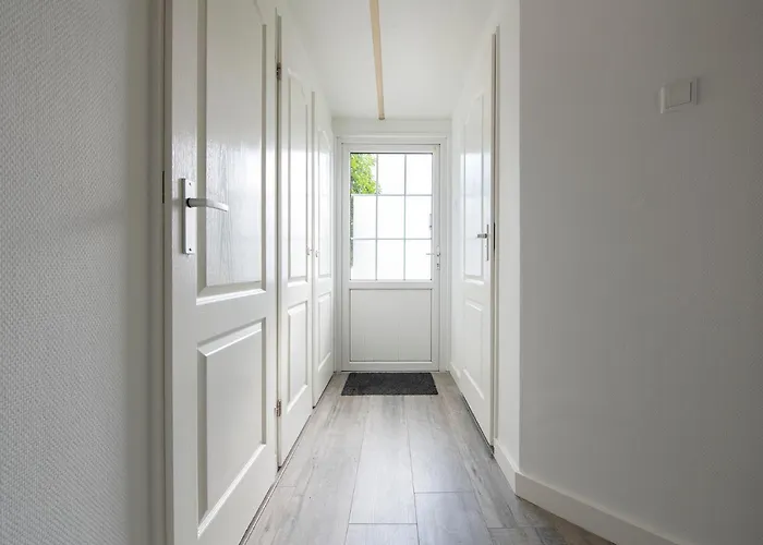 木屋 16, Geniet De Rust, & Gratis Parkeren! *