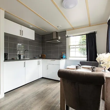 شاليه 16, Geniet De Rust, & Gratis Parkeren!