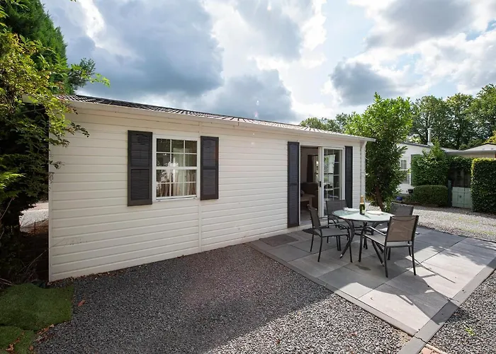 Σαλέ 16, Geniet De Rust, & Gratis Parkeren!