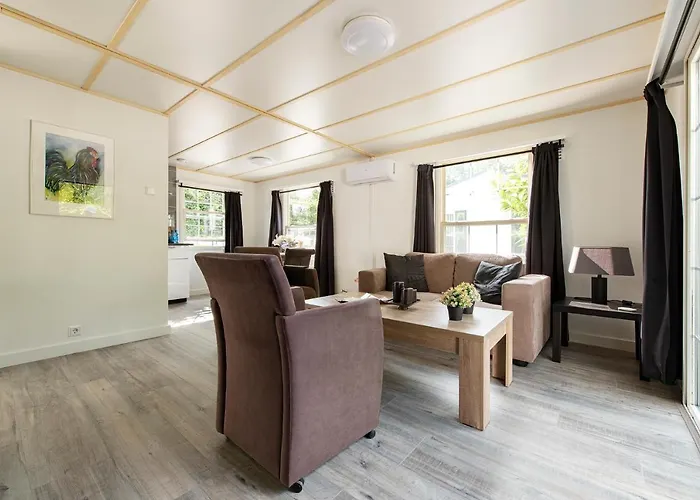 Σαλέ 16, Geniet De Rust, & Gratis Parkeren! Oisterwijk